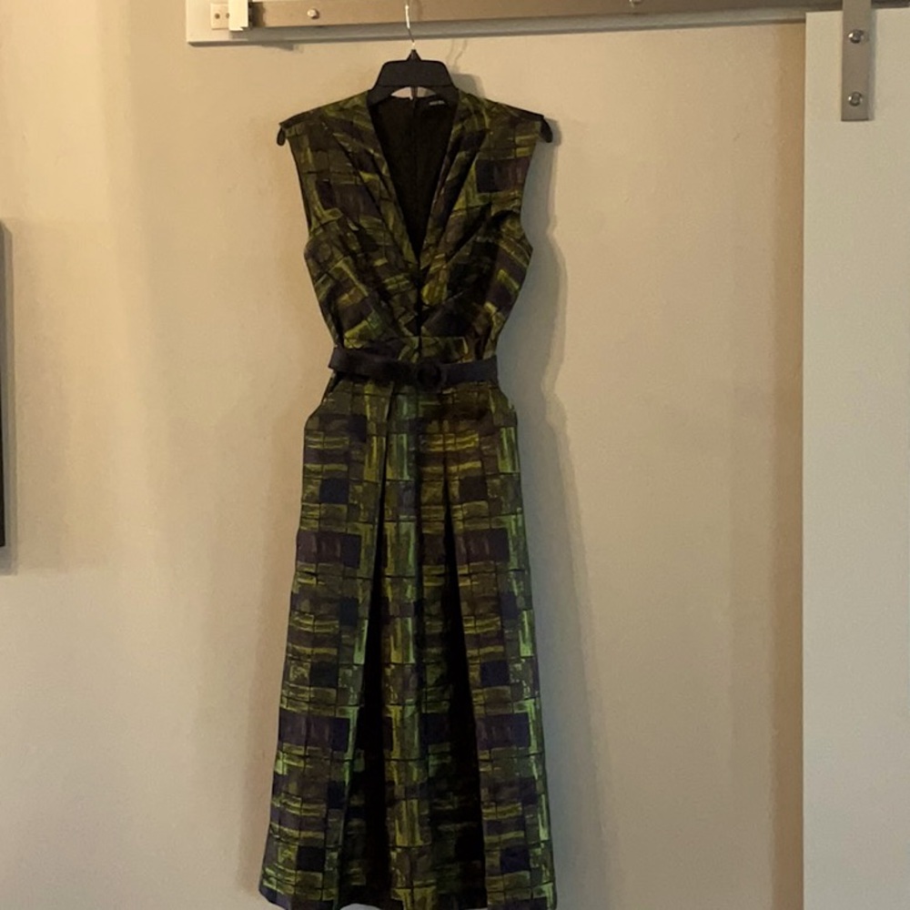 Custom boutique sleeveless dress with pockets. Rich green, purple & black. Voila